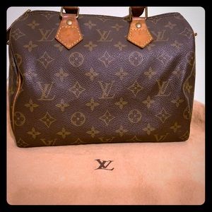 **SOLD** Louis Vuitton Speedy 25